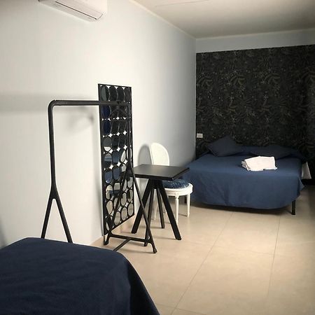 Hotel Serena Napels Buitenkant foto